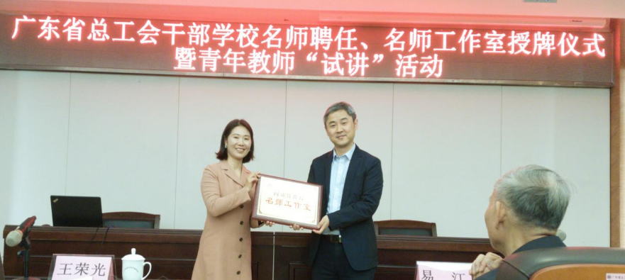 自動轉存圖片